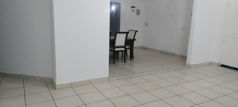 3 Bedroom Property for Sale in Gustrouw Western Cape
